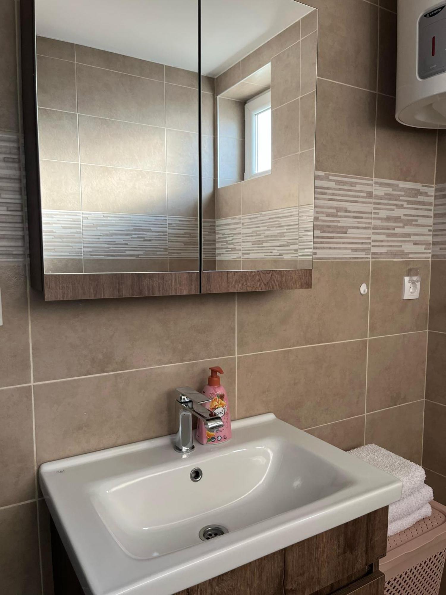 Surcin Apartment Ledine Dış mekan fotoğraf