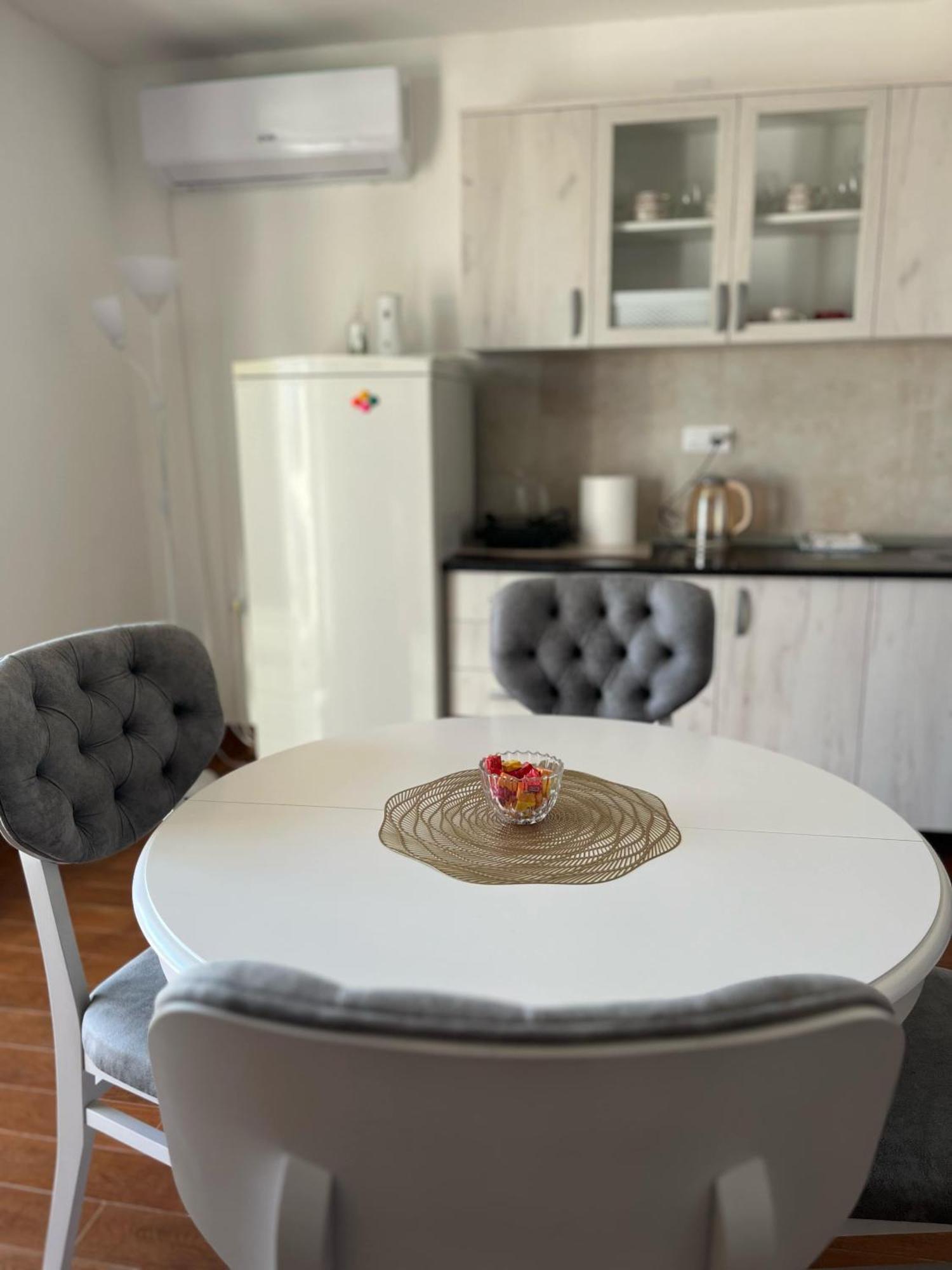 Surcin Apartment Ledine Dış mekan fotoğraf